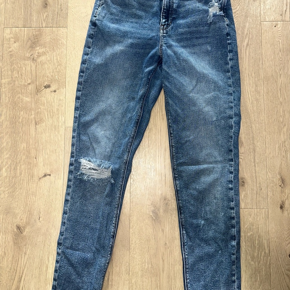 American Eagle Outfitters Blue Distressed Straight Leg Jeans